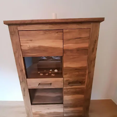 Heubi 6 2 Schlafzimmer بلوين